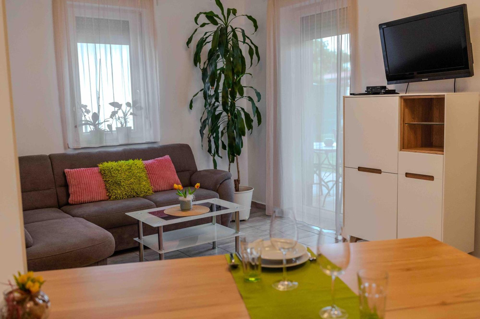Orchidea Apartman Mosonmagyaróvár Dış mekan fotoğraf