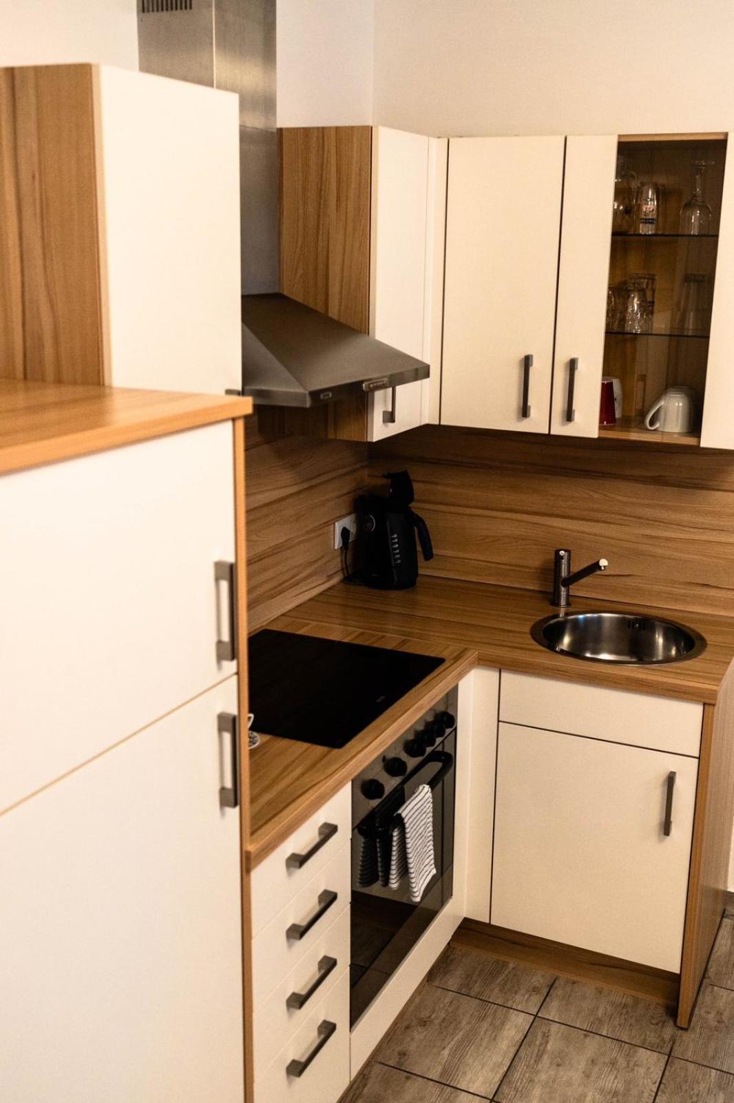 Orchidea Apartman Mosonmagyaróvár Dış mekan fotoğraf